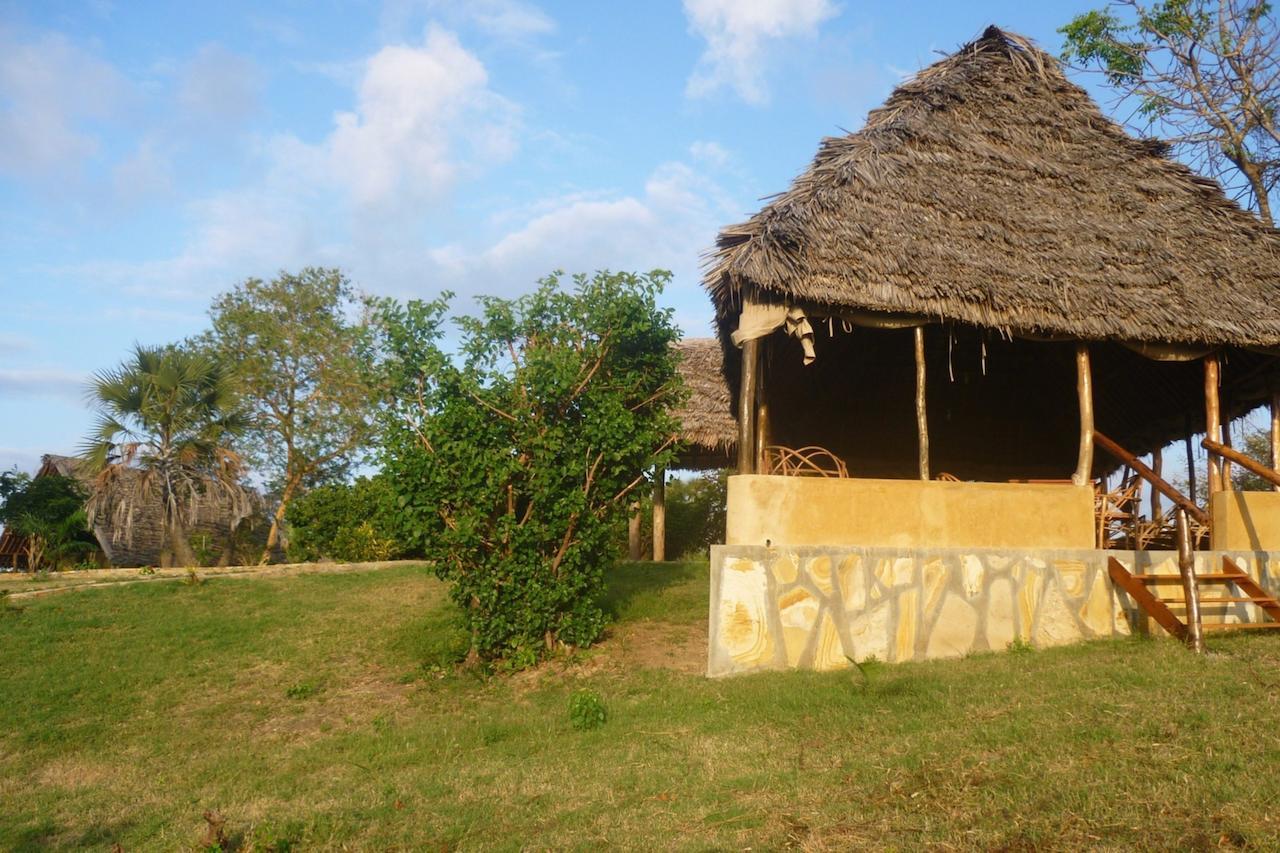 Bahari Pori Resort Pangani Luaran gambar
