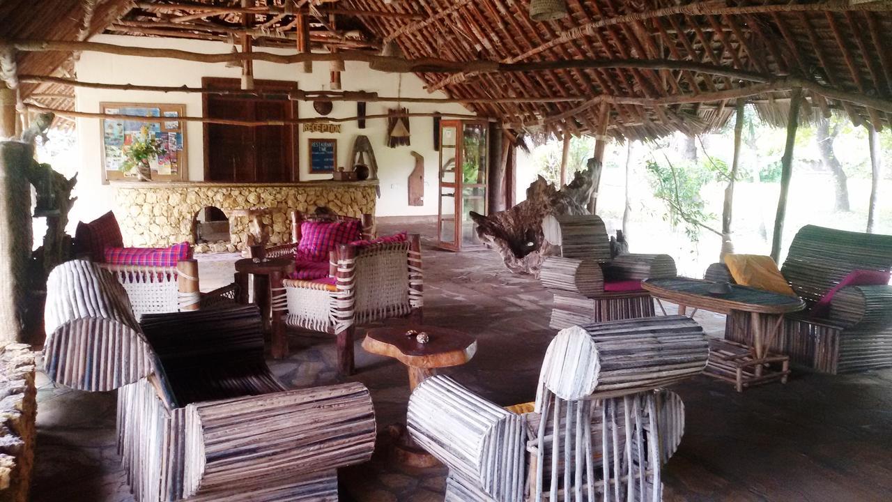Bahari Pori Resort Pangani Luaran gambar